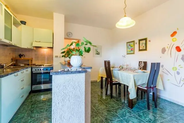 Apartment Lori Fazana