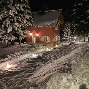 Dzelalija Vikendica Stara Susica
